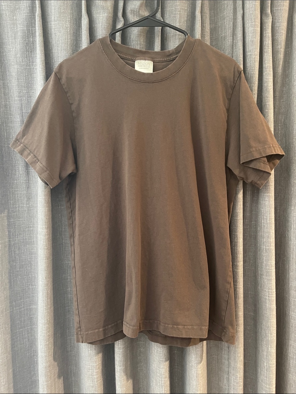 Men's Crew Neck Short Sleeve T-Shirt in Brown